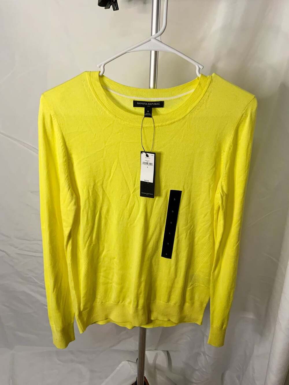 Banana Republic Forever Yarn Sweater Women’s Size S Yellow